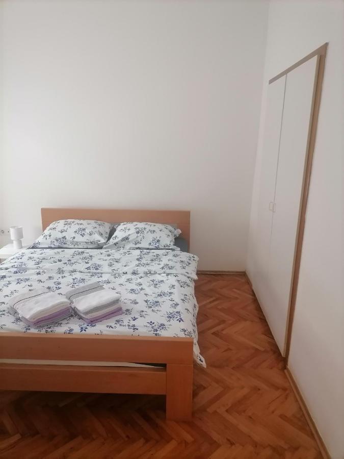 Apartman Semren Leilighet Zagreb Eksteriør bilde